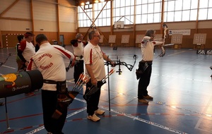 5c8fa5ba46a9e_equipepoulies.jpg