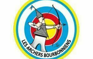 18 M - BOURBON LANCY (71)